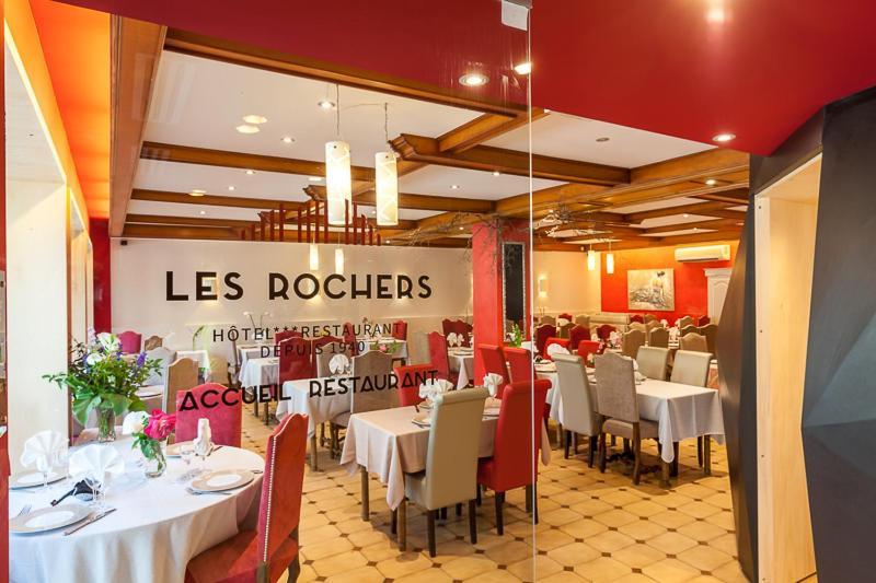 Hotel-Restaurant "Les Rochers" La Balme-de-Sillingy Eksteriør billede